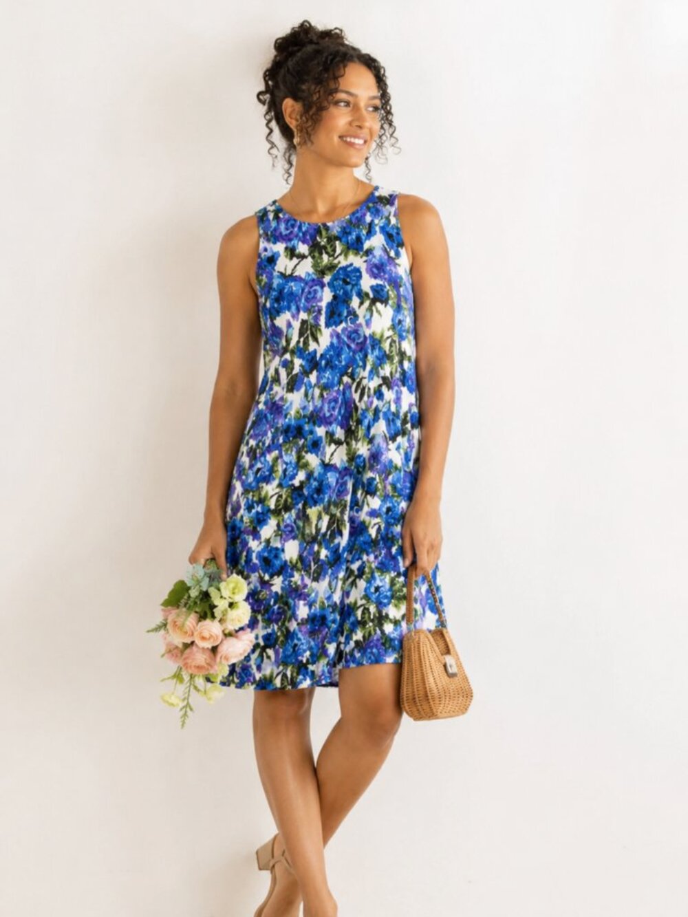 Solo La Fe Blue Purple Floral Sleeveless Swing Dress Size Small USA Made